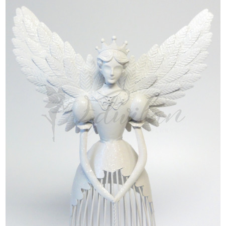Bílý kovový anděl
