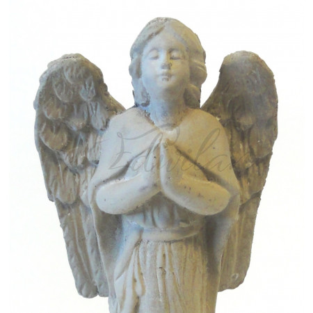 Betonový anděl
