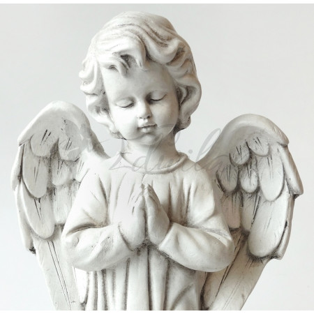 Velký modlící se anděl