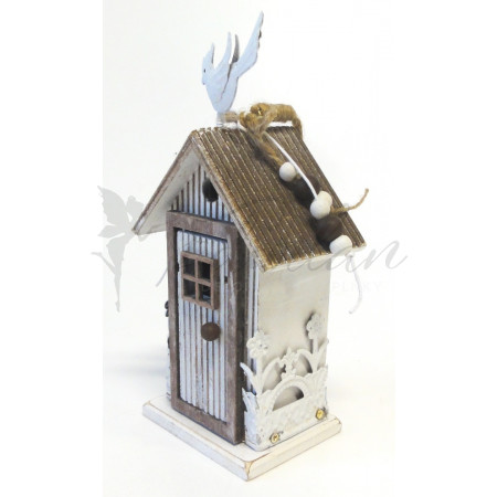 Dřevěný domeček s ptáčkem